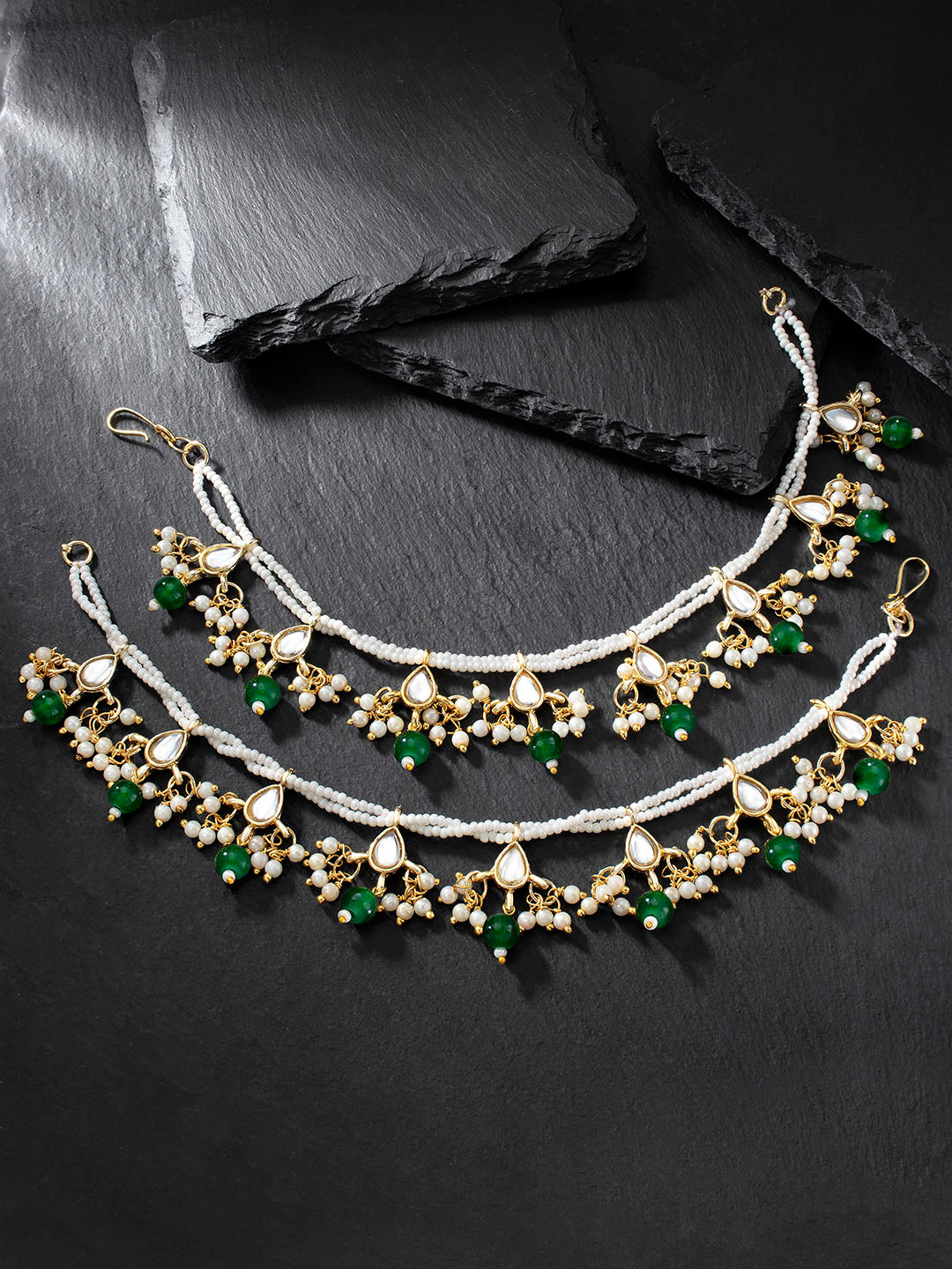 Peora Green & White Oval Ear Cuff Earrings