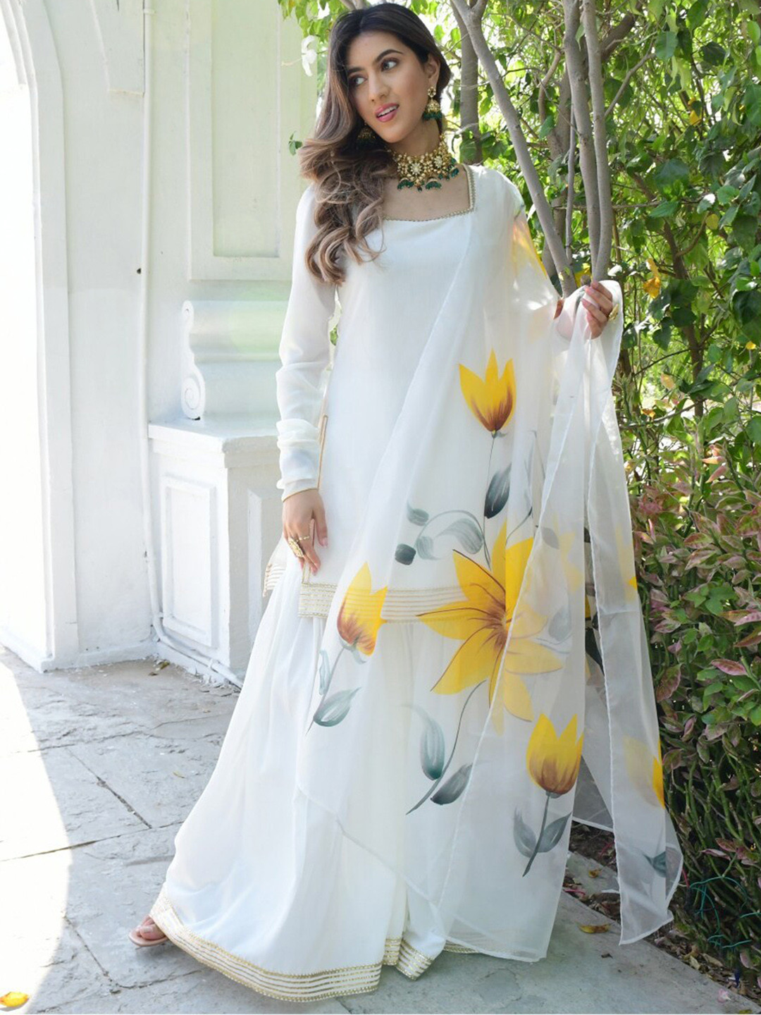 Lavanya The Label Women White Kurti with Sharara & With Dupatta