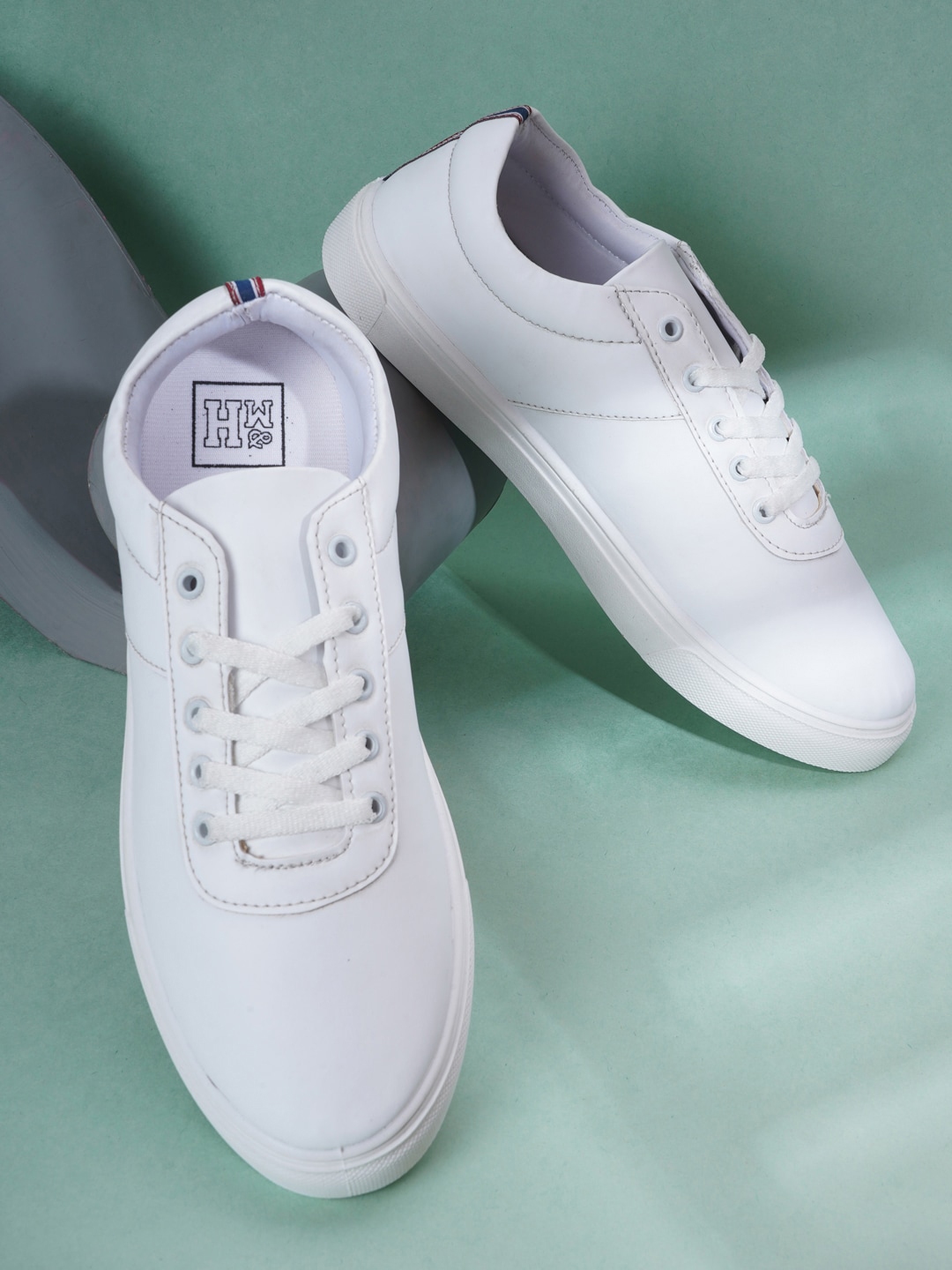 White sale shoes myntra