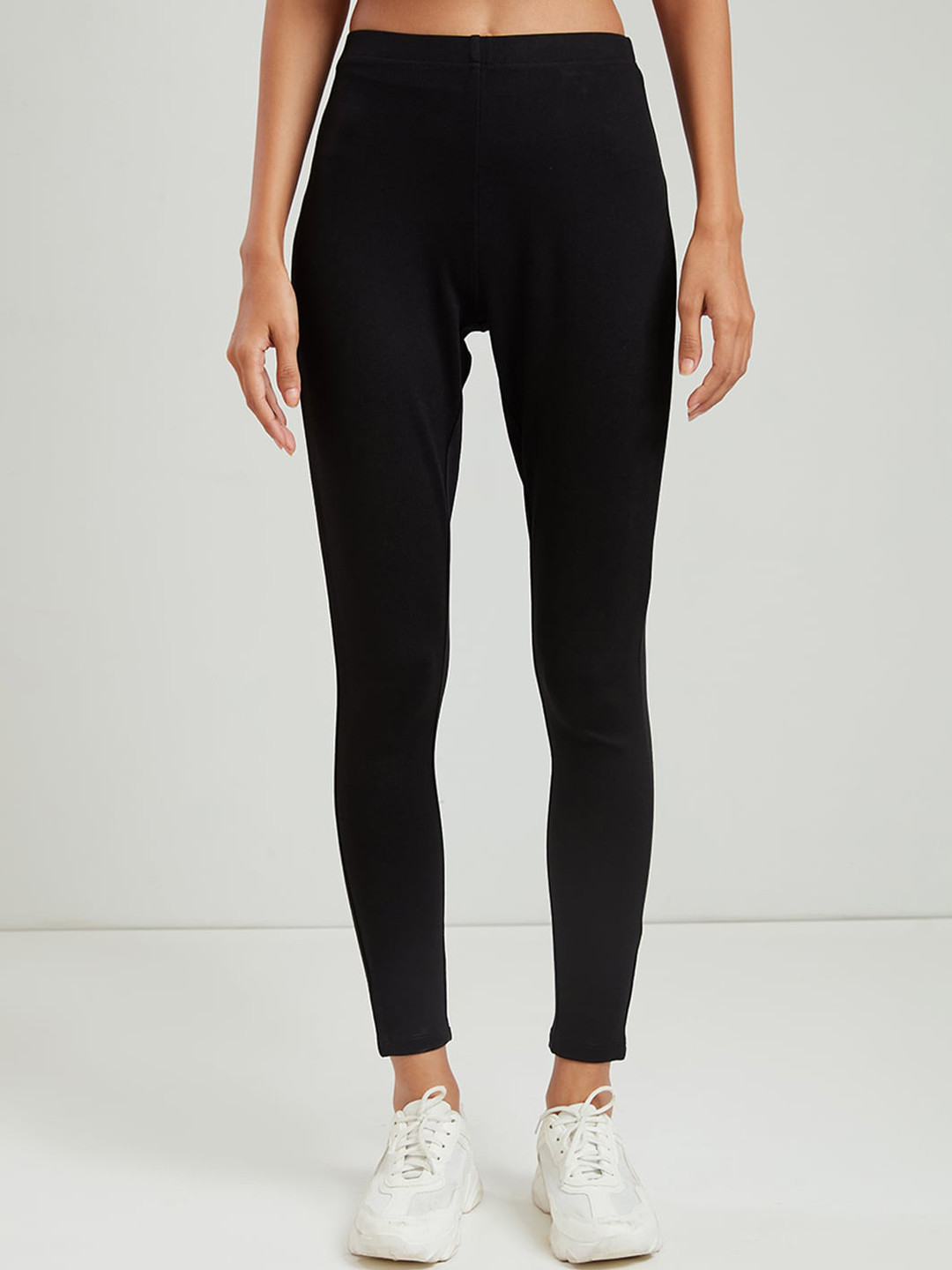 COVER STORY Women Black Solid Ankle-Length Leggings