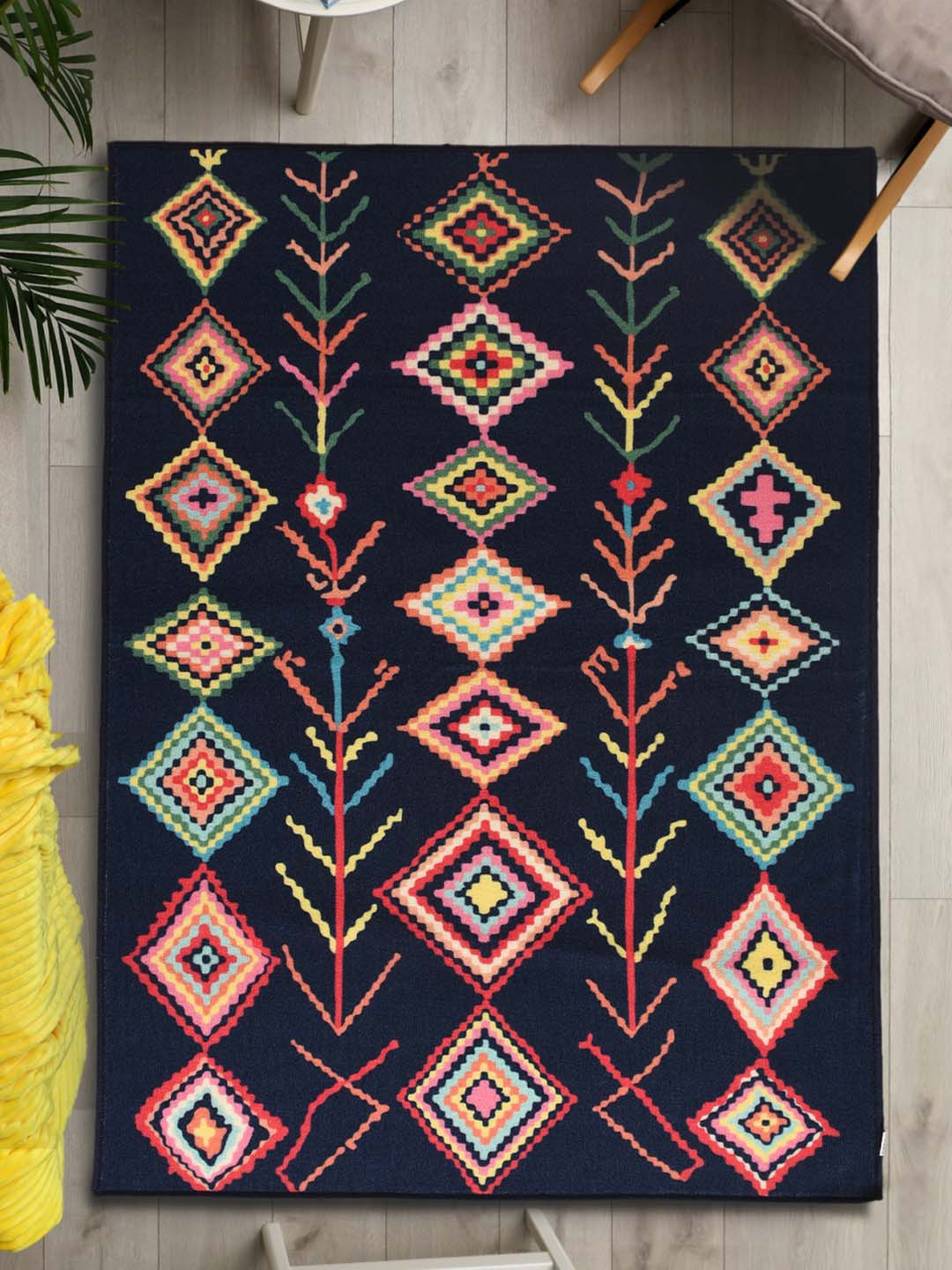 URBAN SPACE Black & Red Bohemian Printed Anti-Skid Carpets