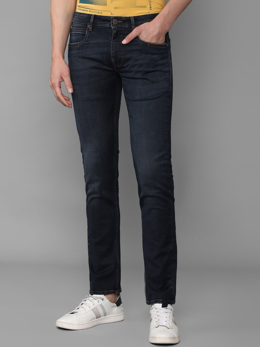 Louis Philippe Jeans Men Navy Blue Slim Fit Light Fade Jeans