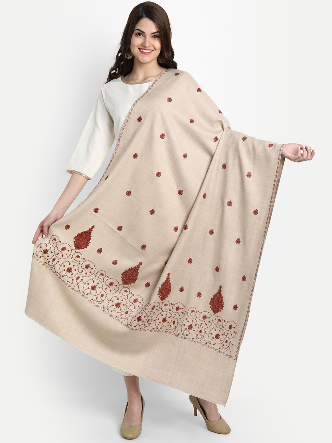 Zamour Women Cream Coloured Embroidered Wool Shawl