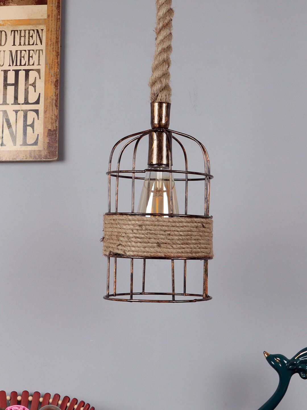 foziq Gold-Toned And Black Solid Ceiling Lamp