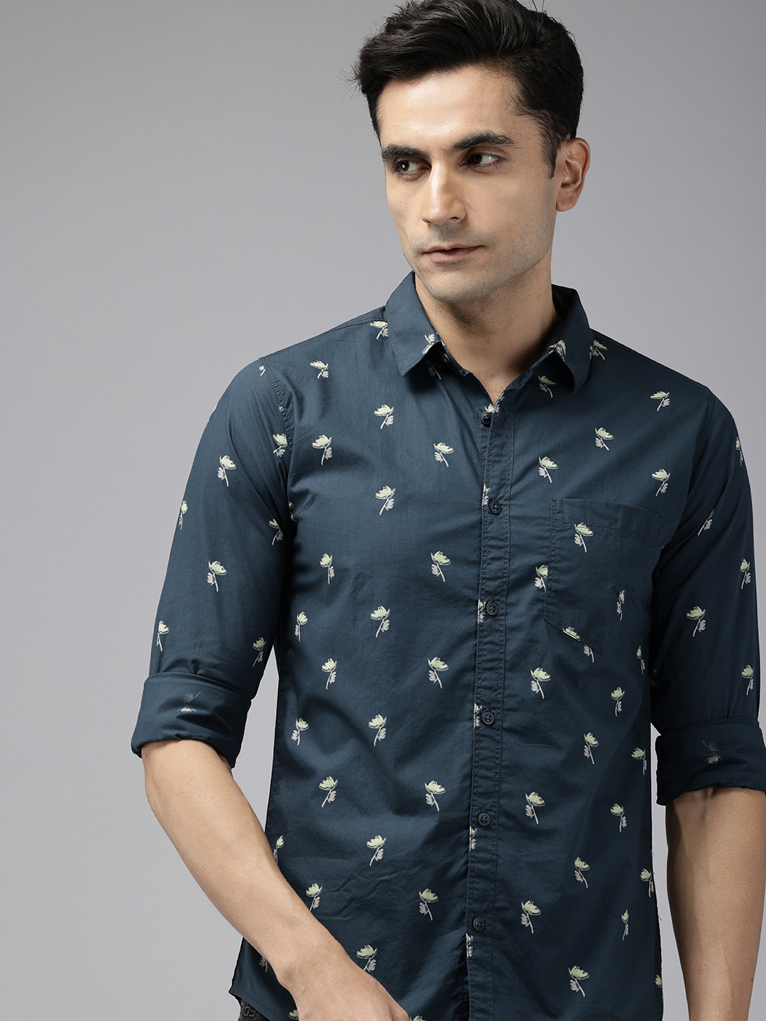 SPYKAR Men Slim Fit Floral Print Pure Cotton Casual Shirt