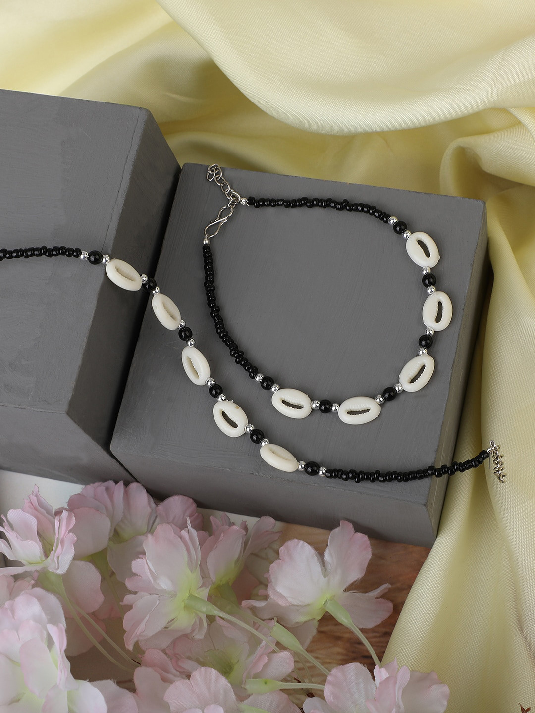 Bhana Fashion Set Of 2 Silver Plated Black & White Beads & Sea Shell Beaded Anklet