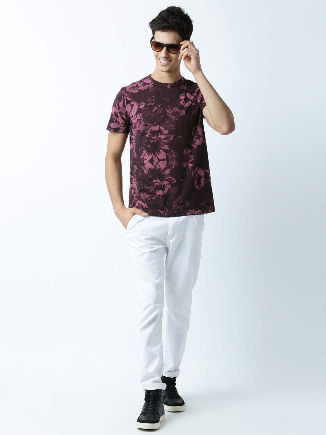 Huetrap Men Mauve Printed T-shirt
