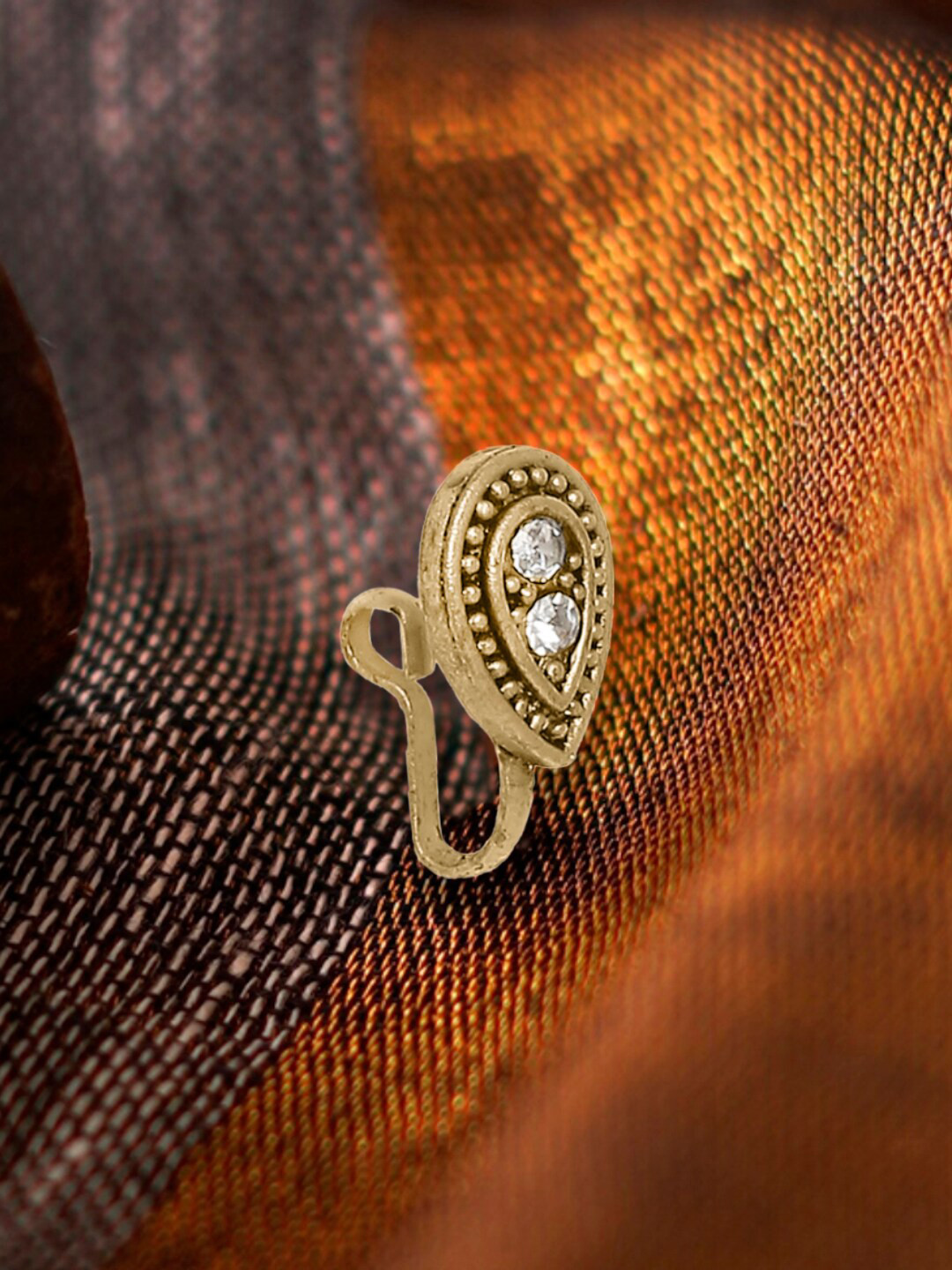 OOMPH Gold-Toned & Beaded Nose Pin