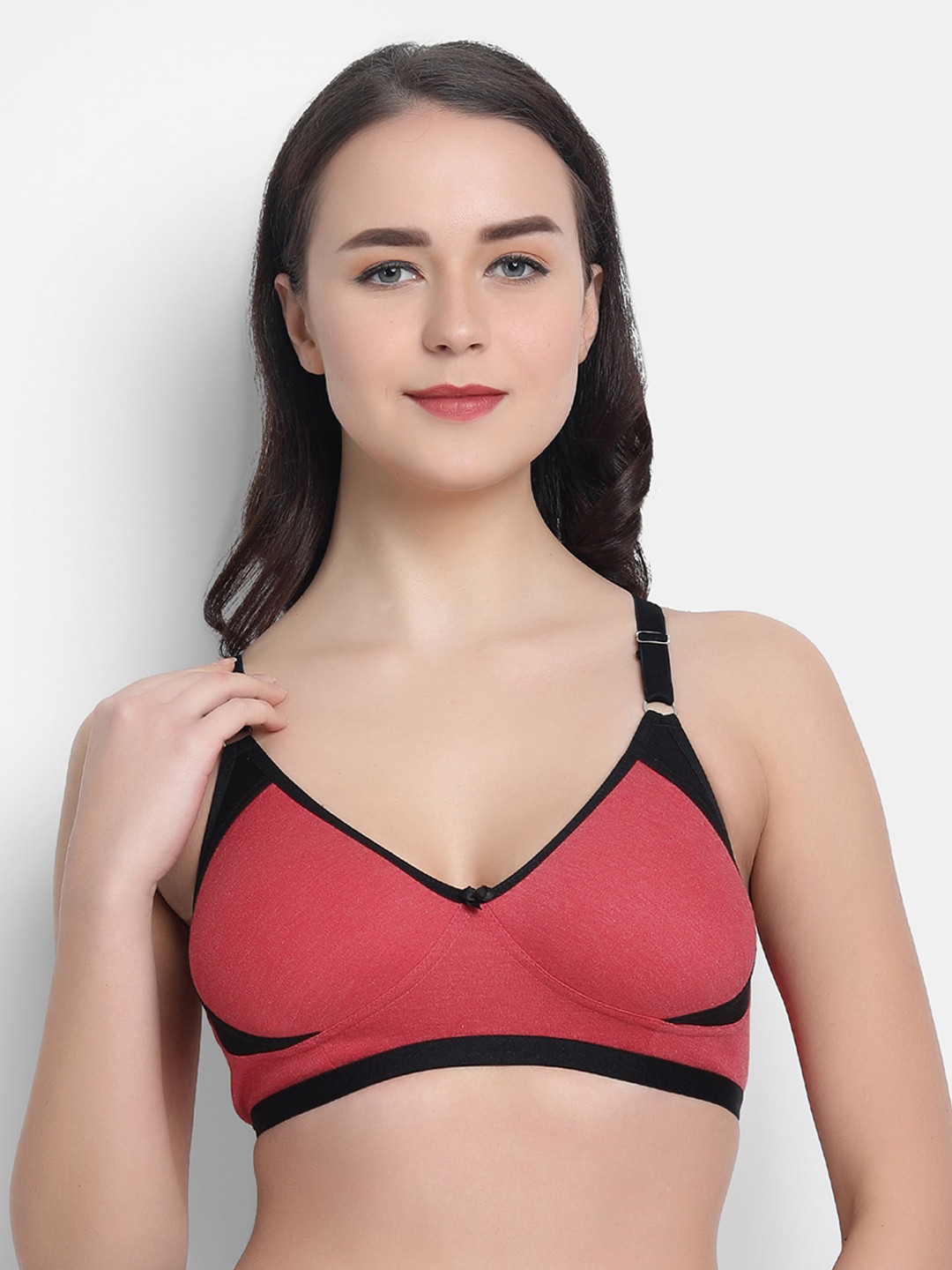 Star Red Cotton Blend Double Layered Medium Coverage T-shirt Bra
