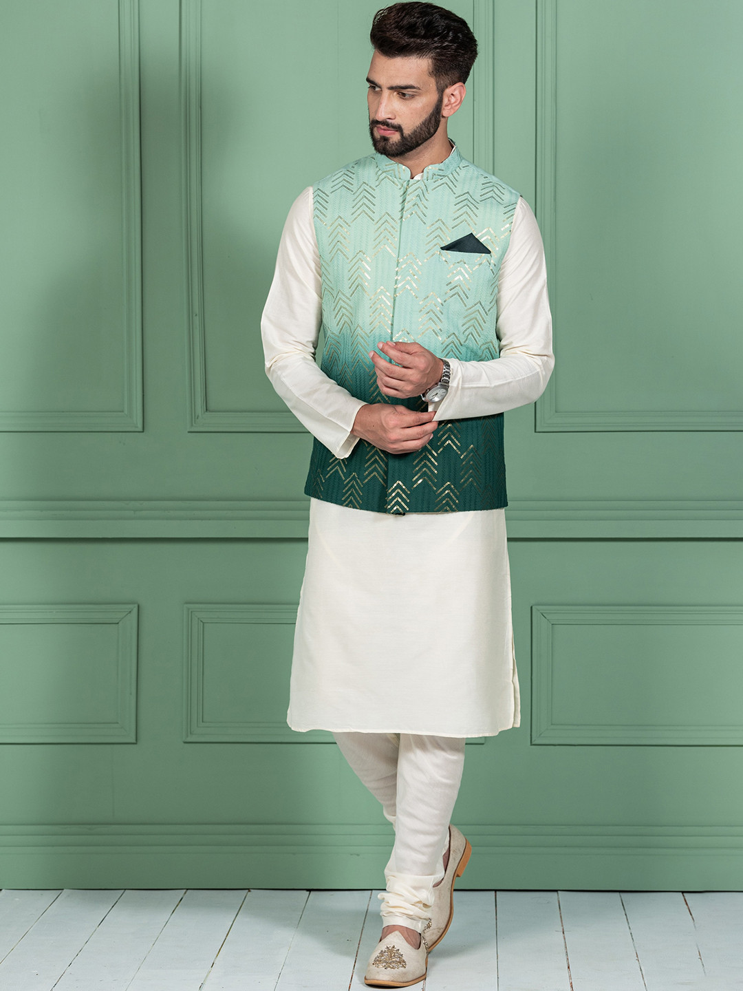 KISAH Men Green & Off White Kurta With Churidar With Nehru Jacket
