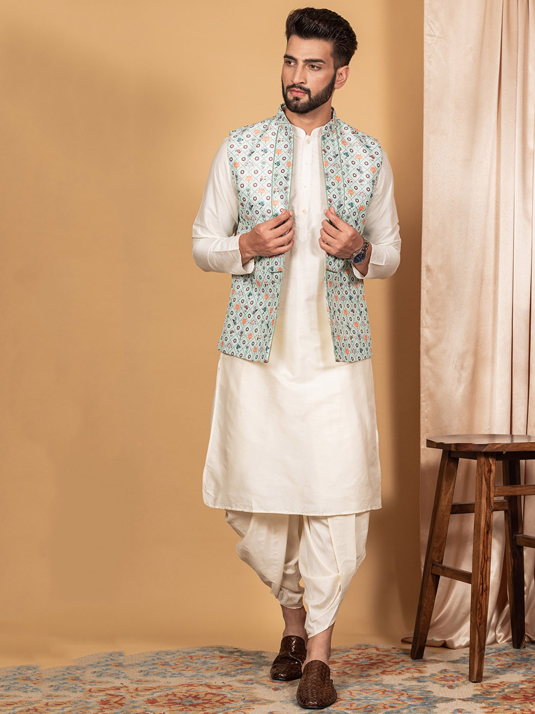 KISAH Men Green Sequinned Kurta with Dhoti Pants With Nehru Jacket