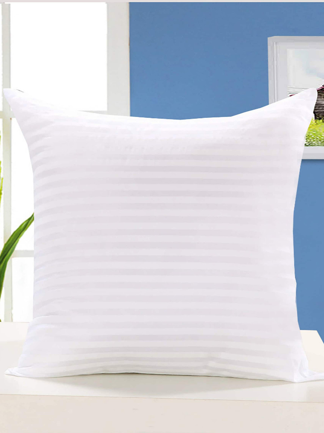 Bajo's Set Of 3 White Solid Square Cushion With Filler