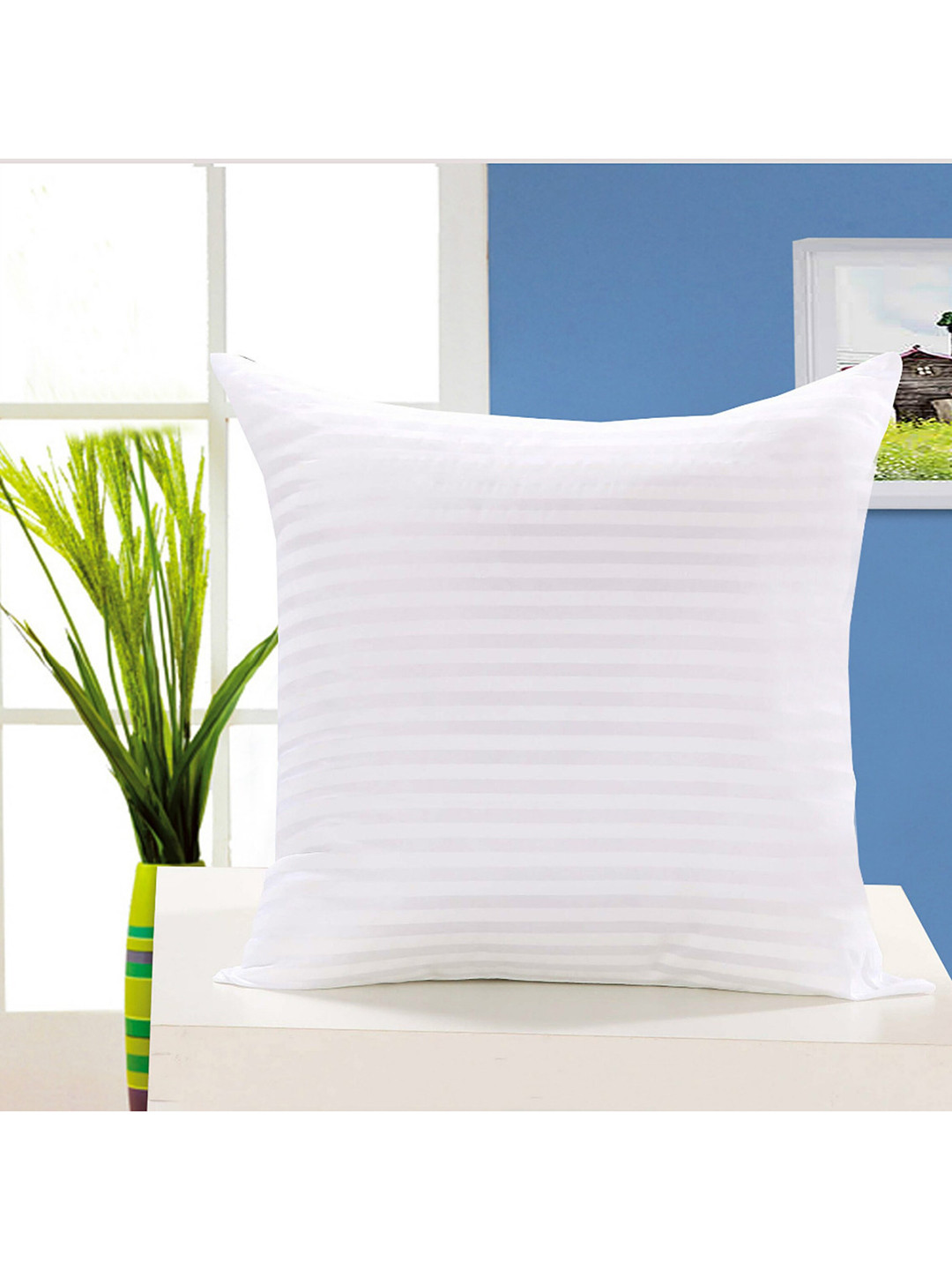 Bajo's Set Of 5 White Solid Prefilled Cushions