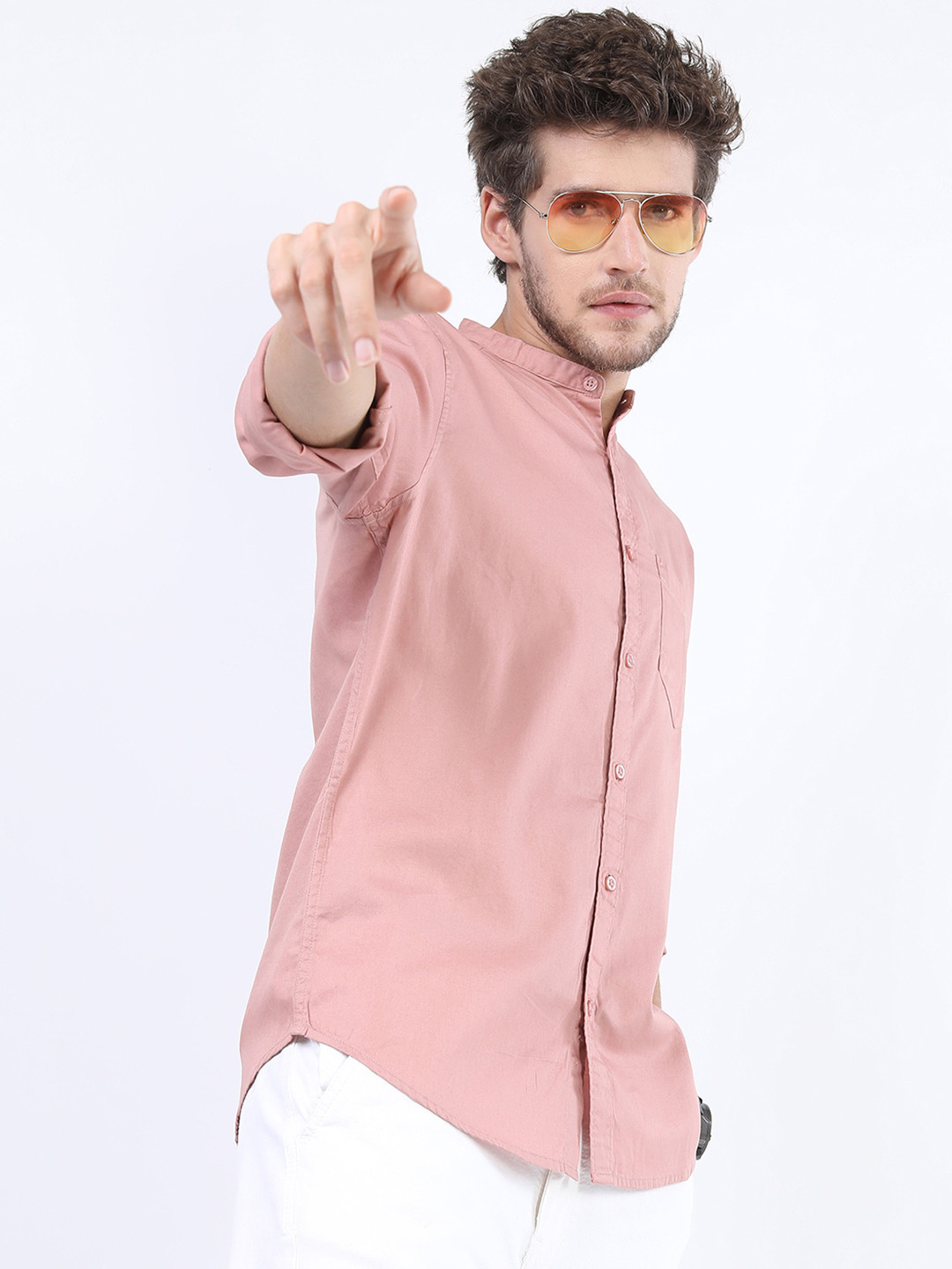 HIGHLANDER Men Pink Solid Long Roll-Up Sleeves Slim Fit Casual Shirt