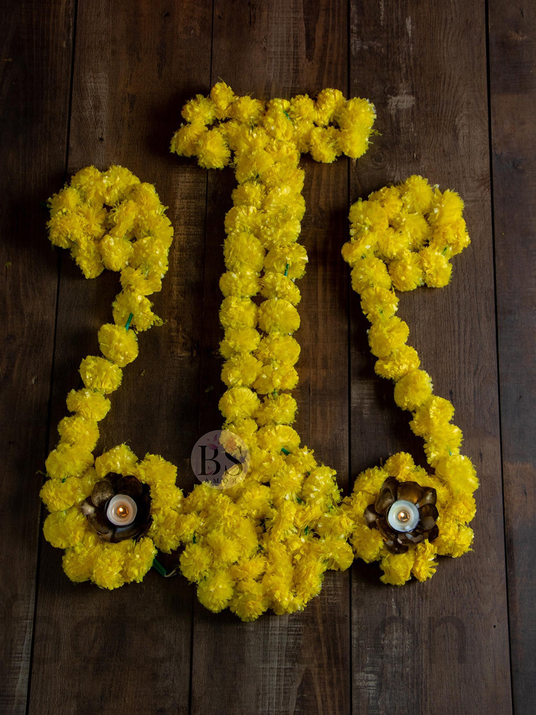 BS AMOR Set of 5 Yellow Textured Artificial Marigold Hanging Flowers