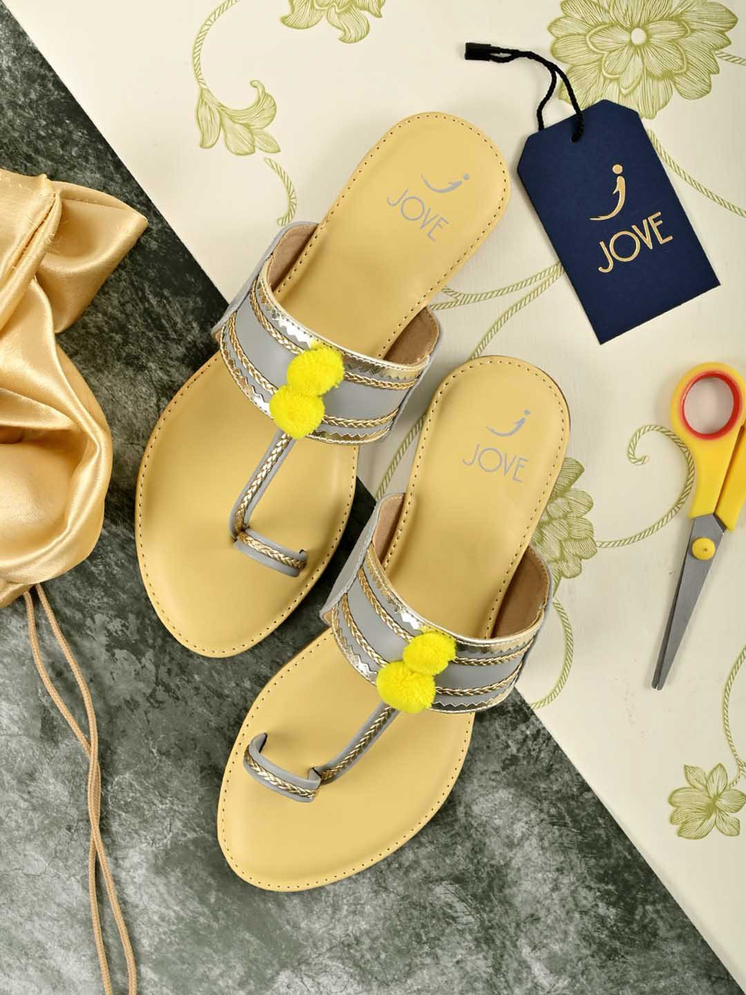 Jove Women Yellow & Grey Embellished Ethnic One Toe Flats