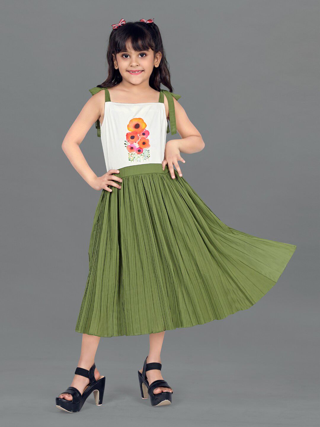 FASHION DREAM Olive Green & Off White Georgette Midi Dress