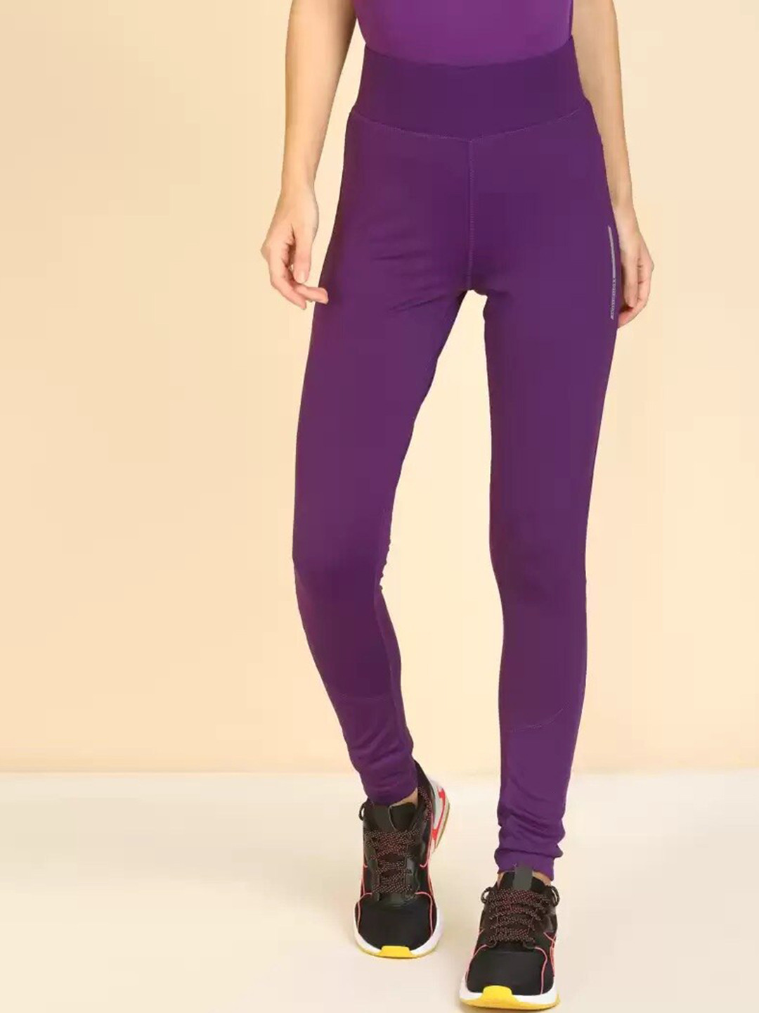 Wildcraft Women Purple Solid Ankle-Length Tights