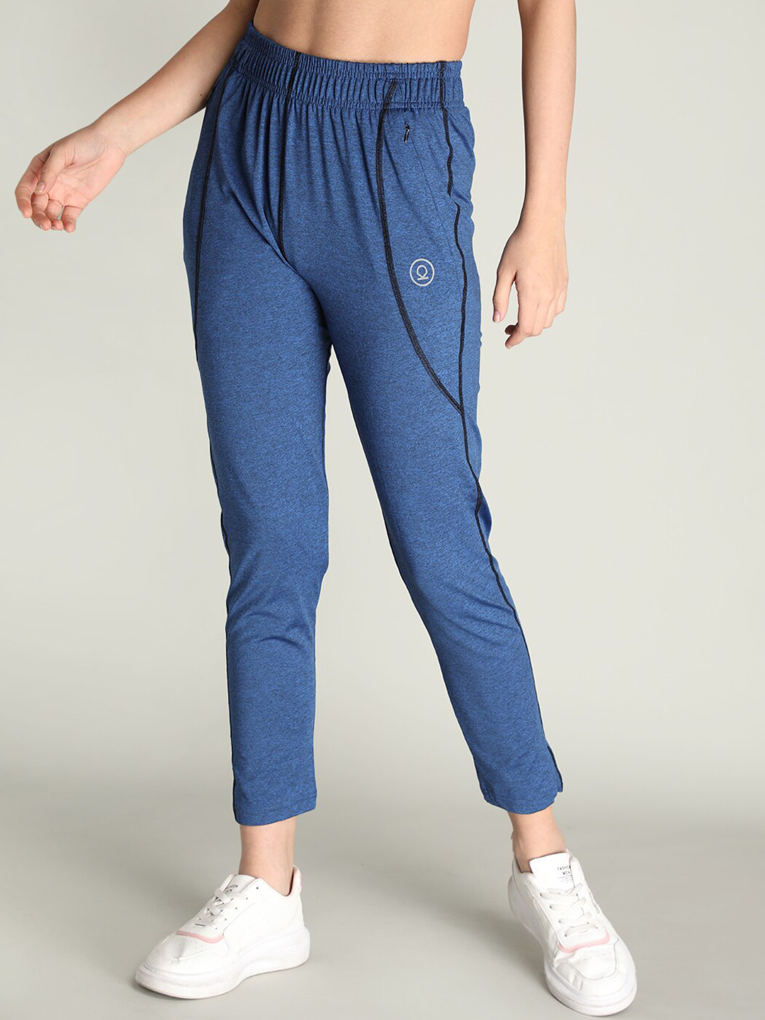 CHKOKKO Women Blue Solid Track Pant