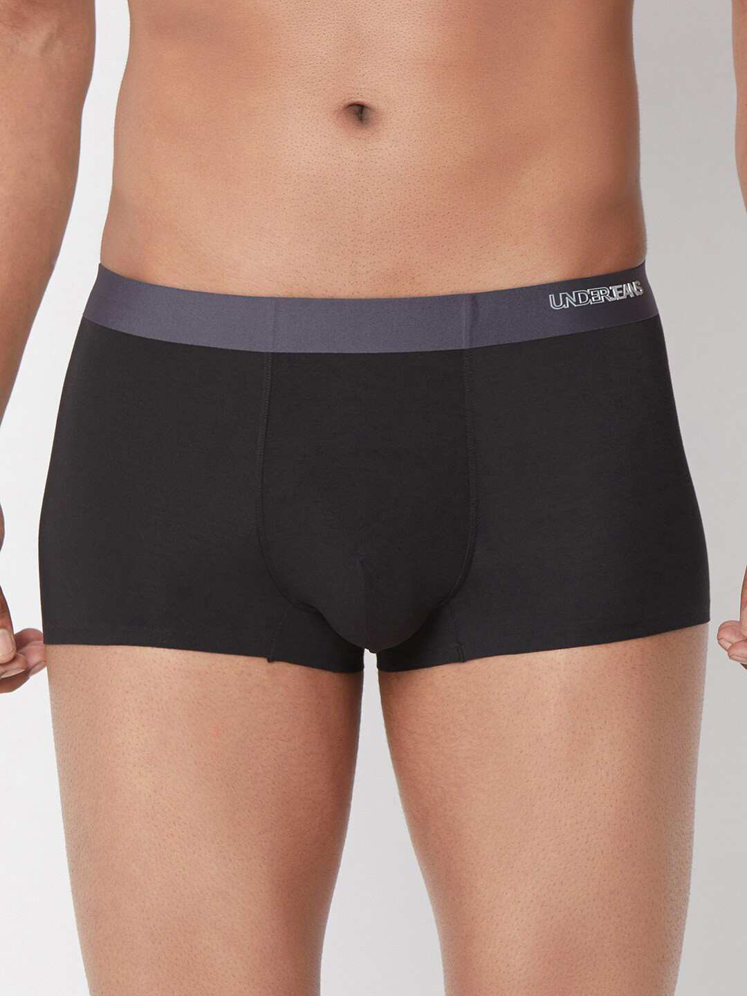 Underjeans by Spykar Men Super Premium Solid Bonded Elastic Black Trunk
