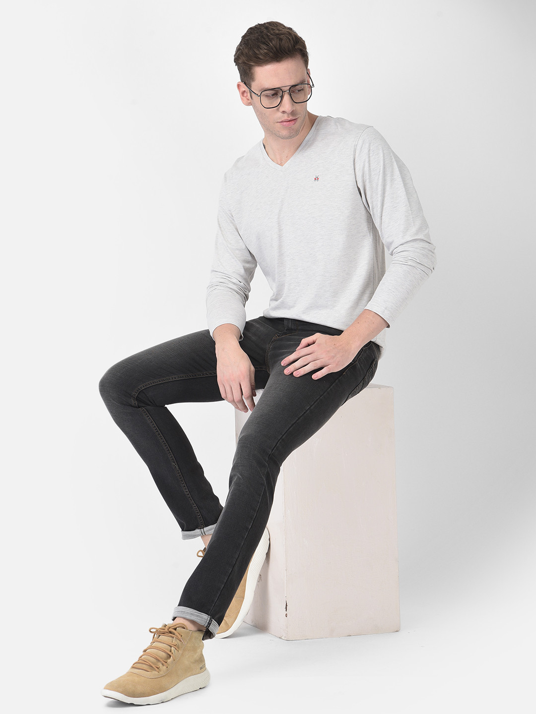 Crimsoune Club Men Grey Melange V-Neck Slim Fit Crimsoune Club T-shirt