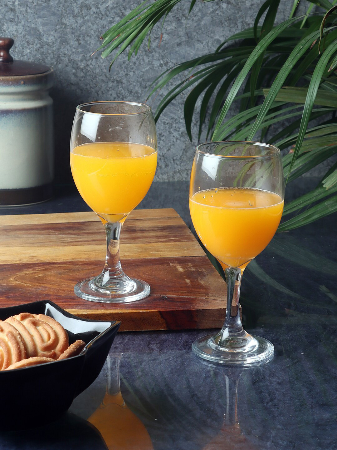 ceradeco Transparent  Set Of 6 Solid Glass Wine Glasses