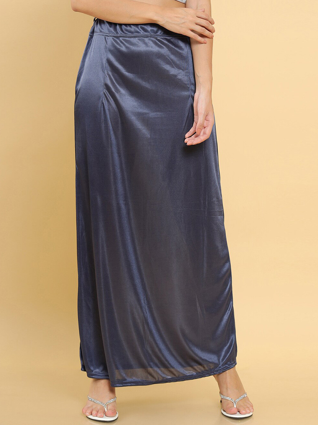 Soch Women Grey Solid Flared Shapewear