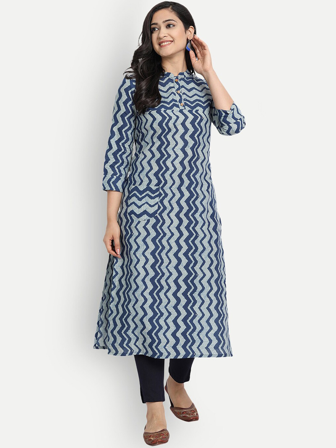 Haute and Humble Women Blue & Grey Chevron Printed Pure Cotton Straight Kurta