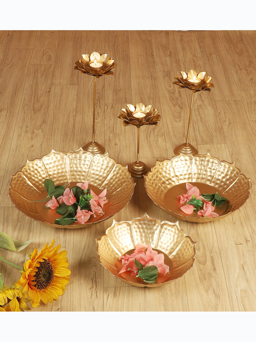 Amaya Decors Set Of 6 Gold-Toned Sunflower Urli with Detachable Tealight Holder
