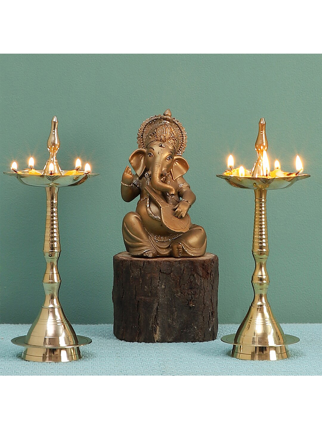 Amaya Decors Set of 2 Gold-Toned Solid Kerala Diyas