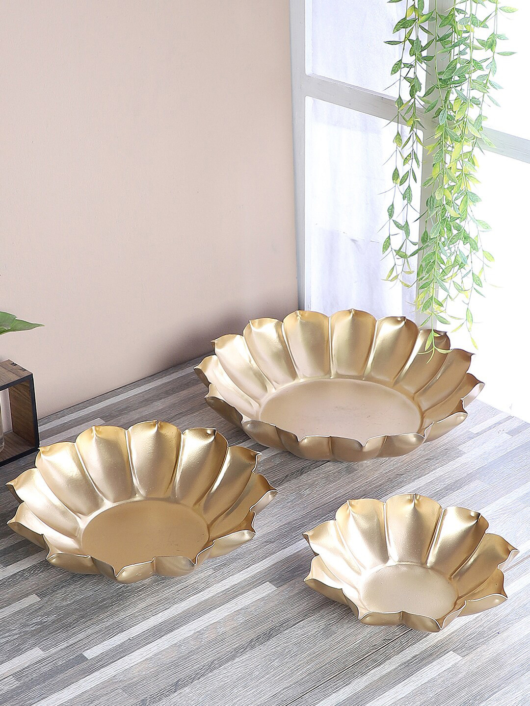 Amaya Decors Set Of 3 Gold Toned Lotus Urli