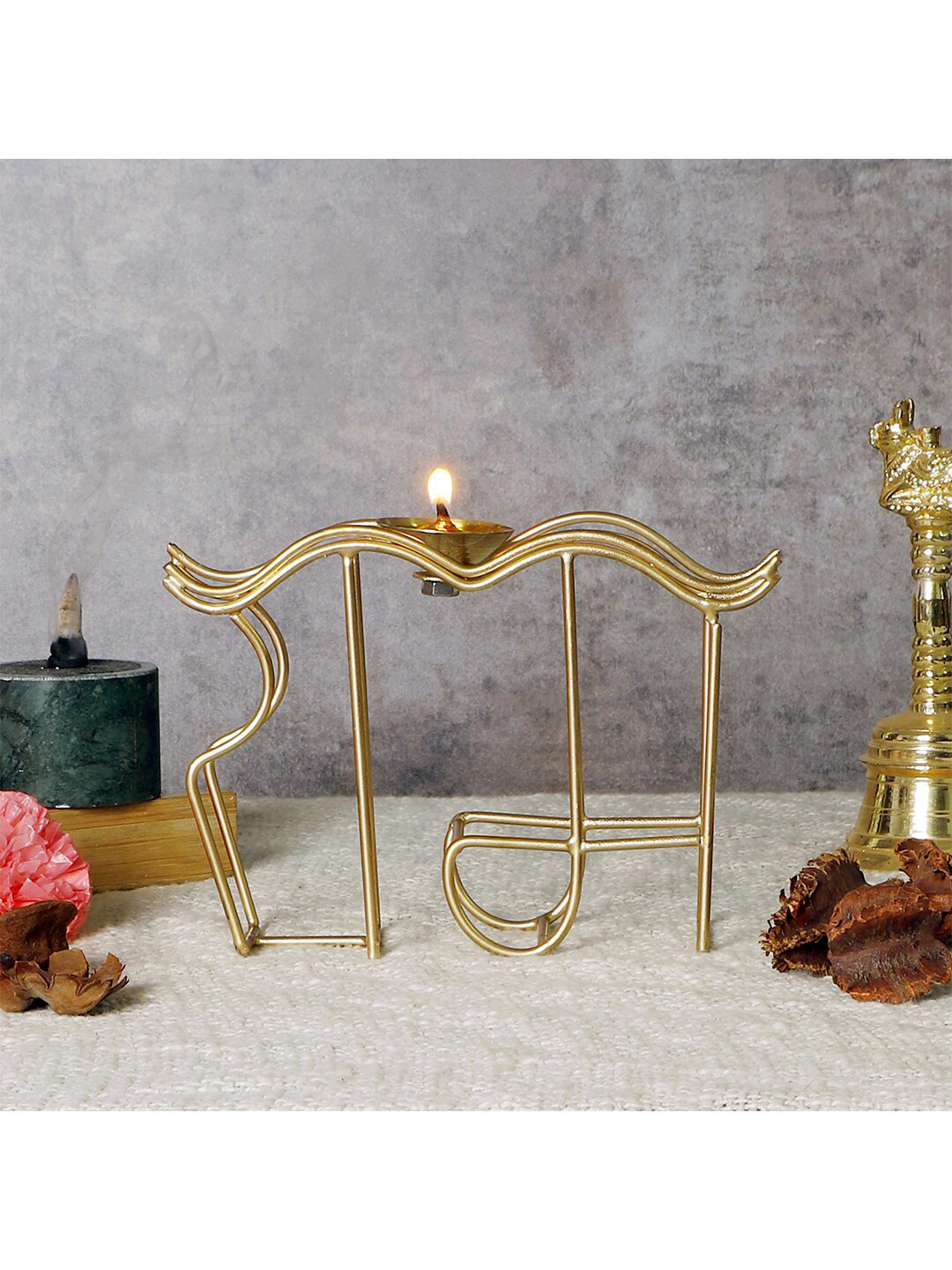 Amaya Decors Gold-Toned Ram Akhand Table Dia