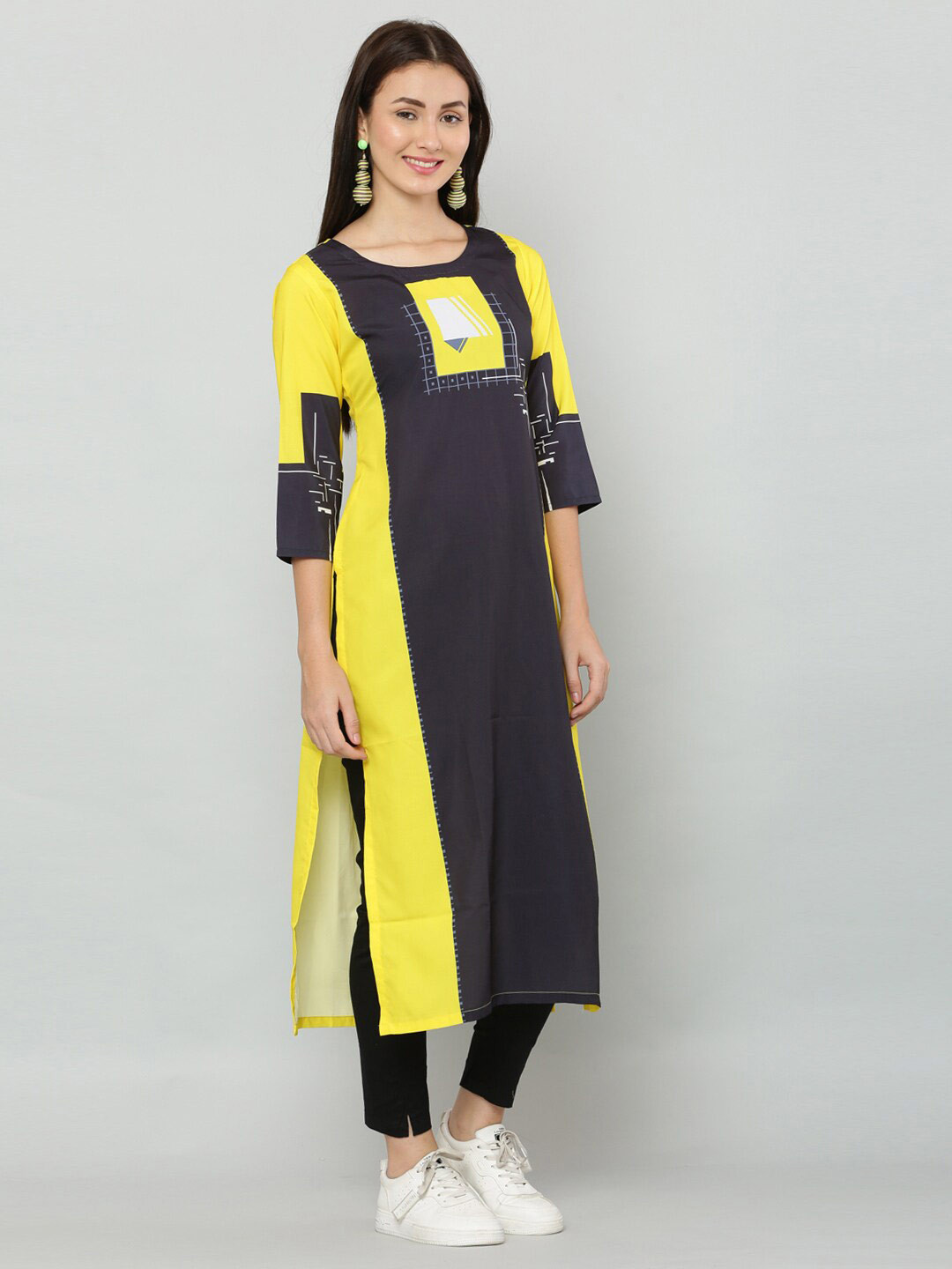 DEGE Women Yellow & Black Colourblocked Crepe Kurta