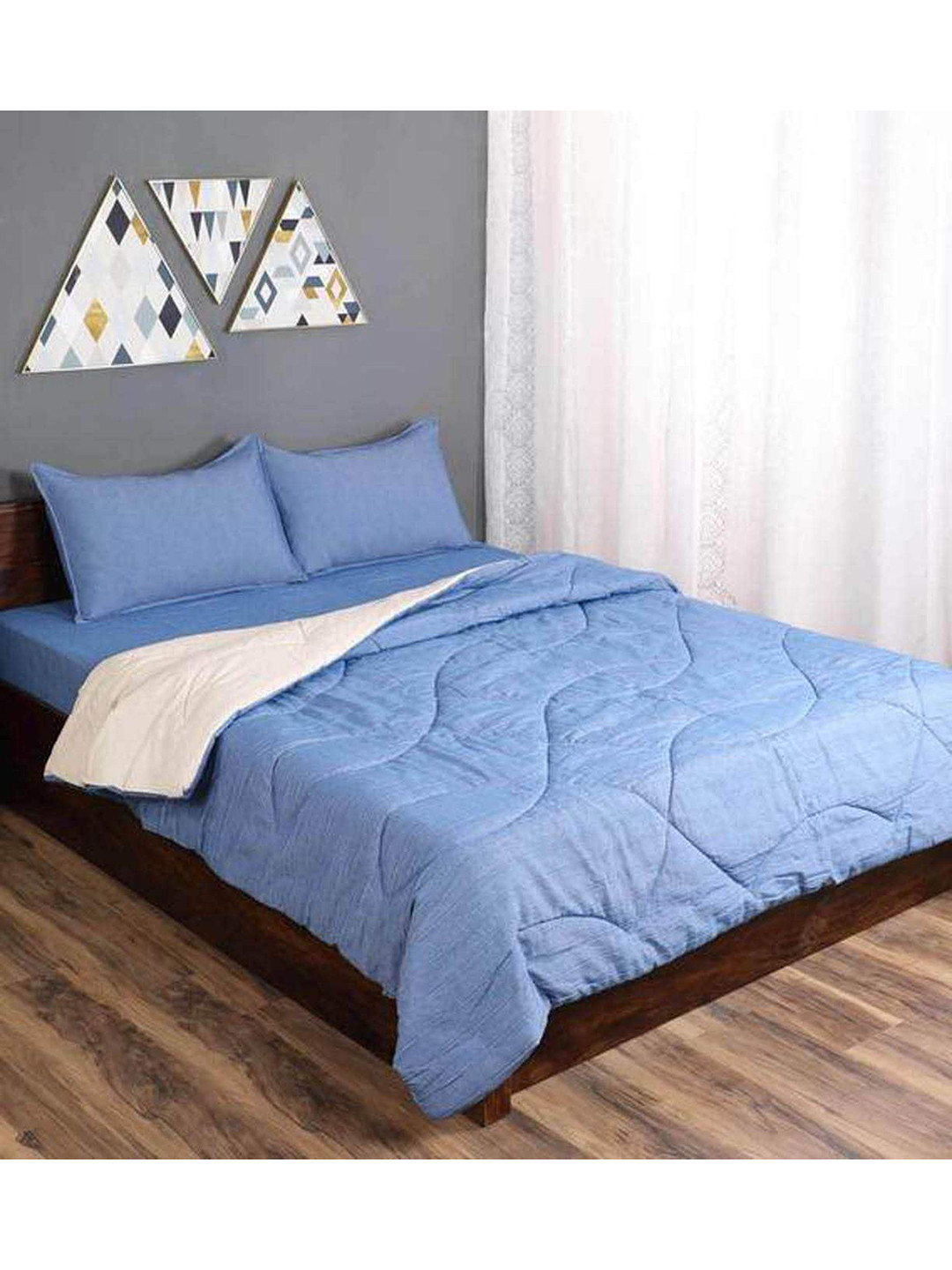 Saral Home Blue & White Mild Winter 210 GSM Cotton Double Bed Quilt