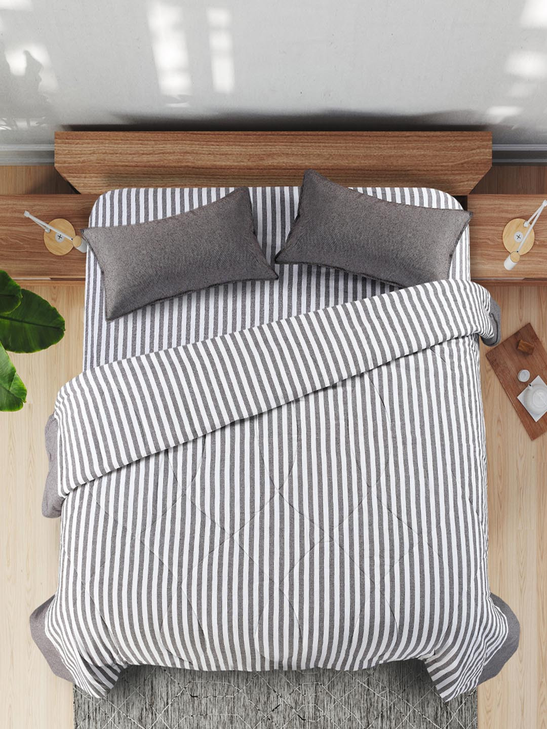 Saral Home Grey & White Striped Mild Winter 210 GSM Double Bed Quilt
