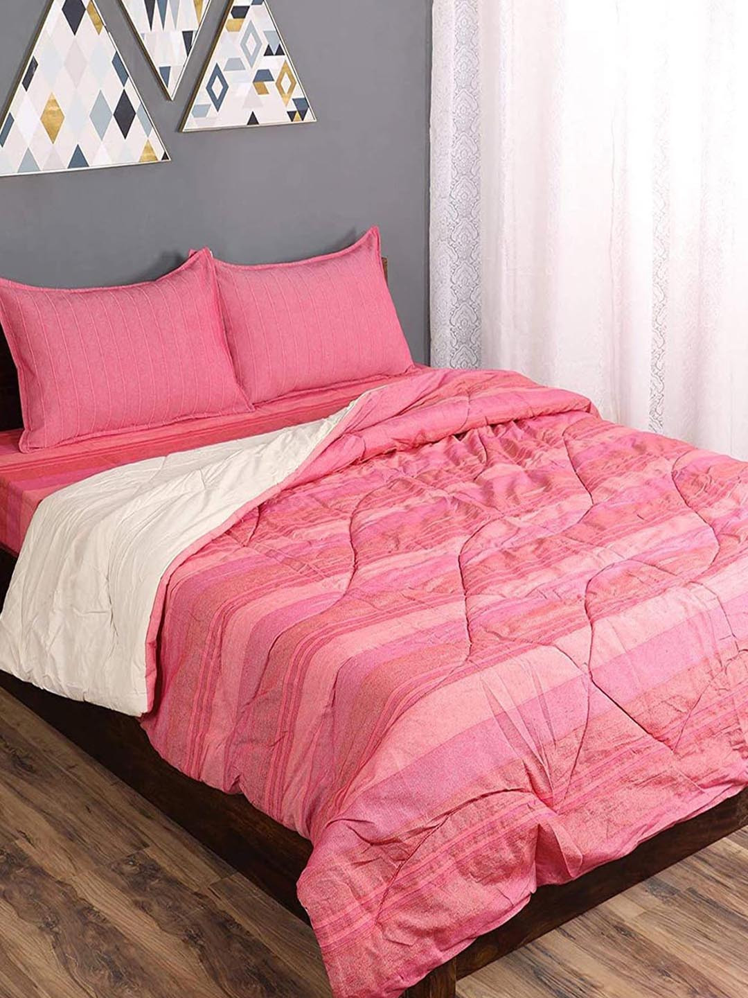 Saral Home Pink & Cream-Coloured Striped Mild Winter 210 GSM Double Bed Quilt