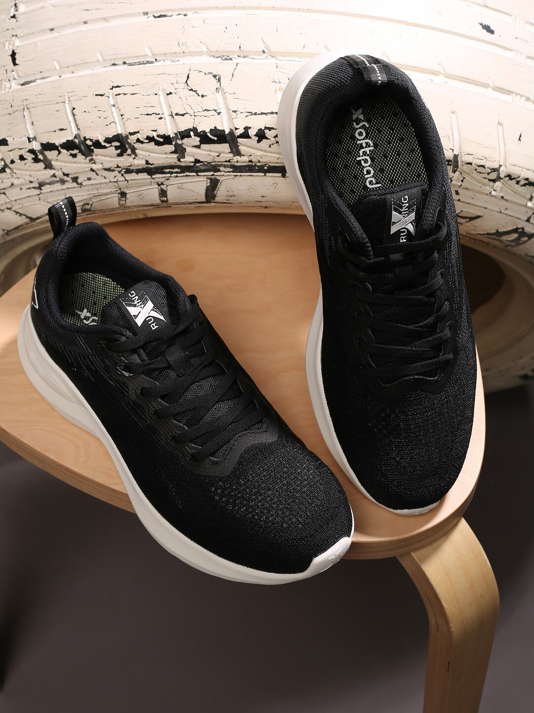 Xtep Women Feather Foam Running Shoes