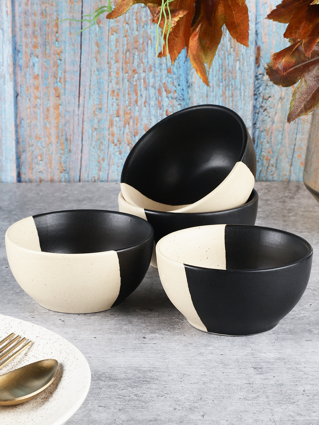 MIAH Decor Set Of 4 Dishwasher And Microwave Safe Printed Stoneware Matte Plates