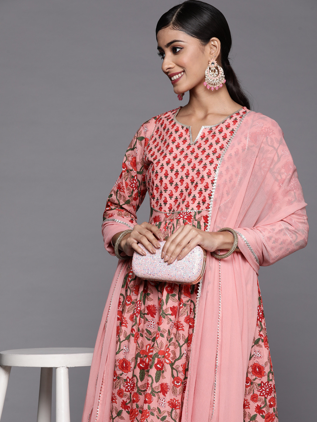 Varanga Women Peach-Coloured Floral Printed Empire Gotta Patti Pure Cotton Kurta with Trousers & With