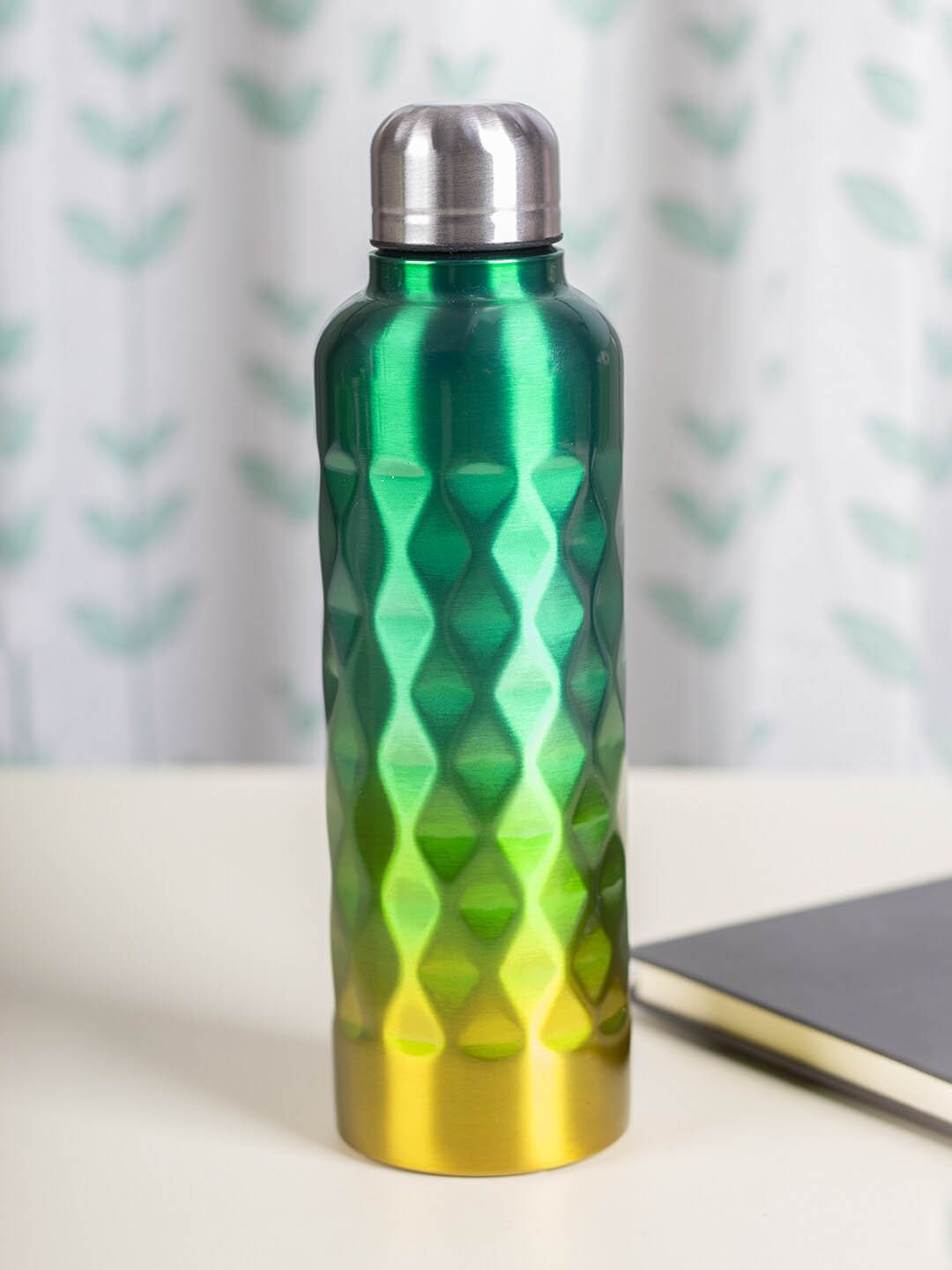 MARKET99 Green Colourblocked Stainless Steel Spill Proof Water Bottle - 450ml