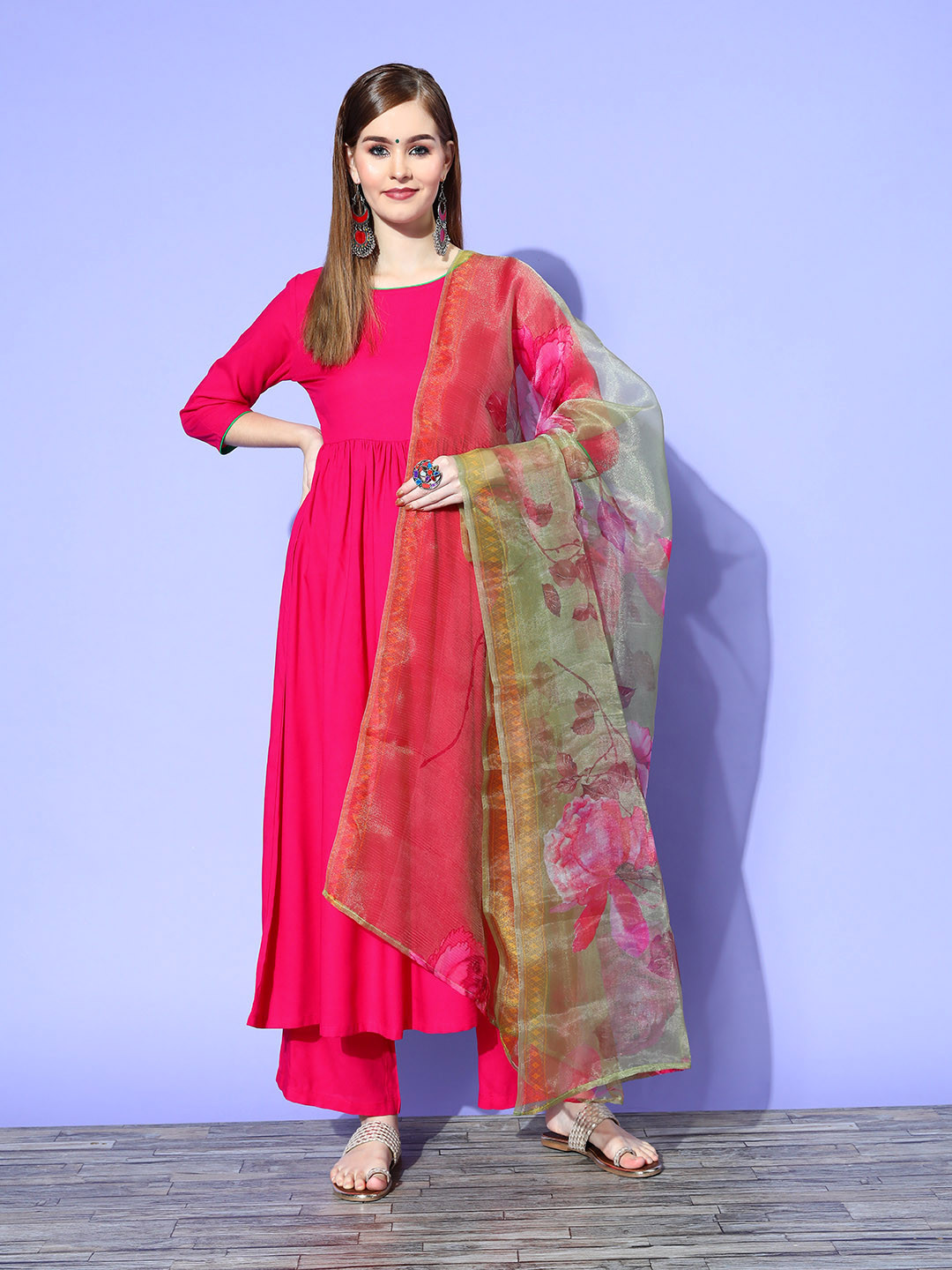 InWeave Women Solid Viscose Rayon Volume Control Kurta Set