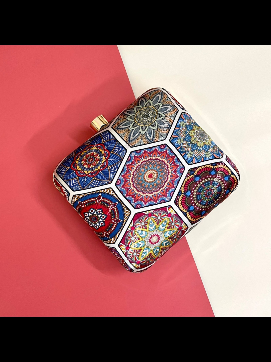 Swisni Women Blue & Orange Printed Box Clutch