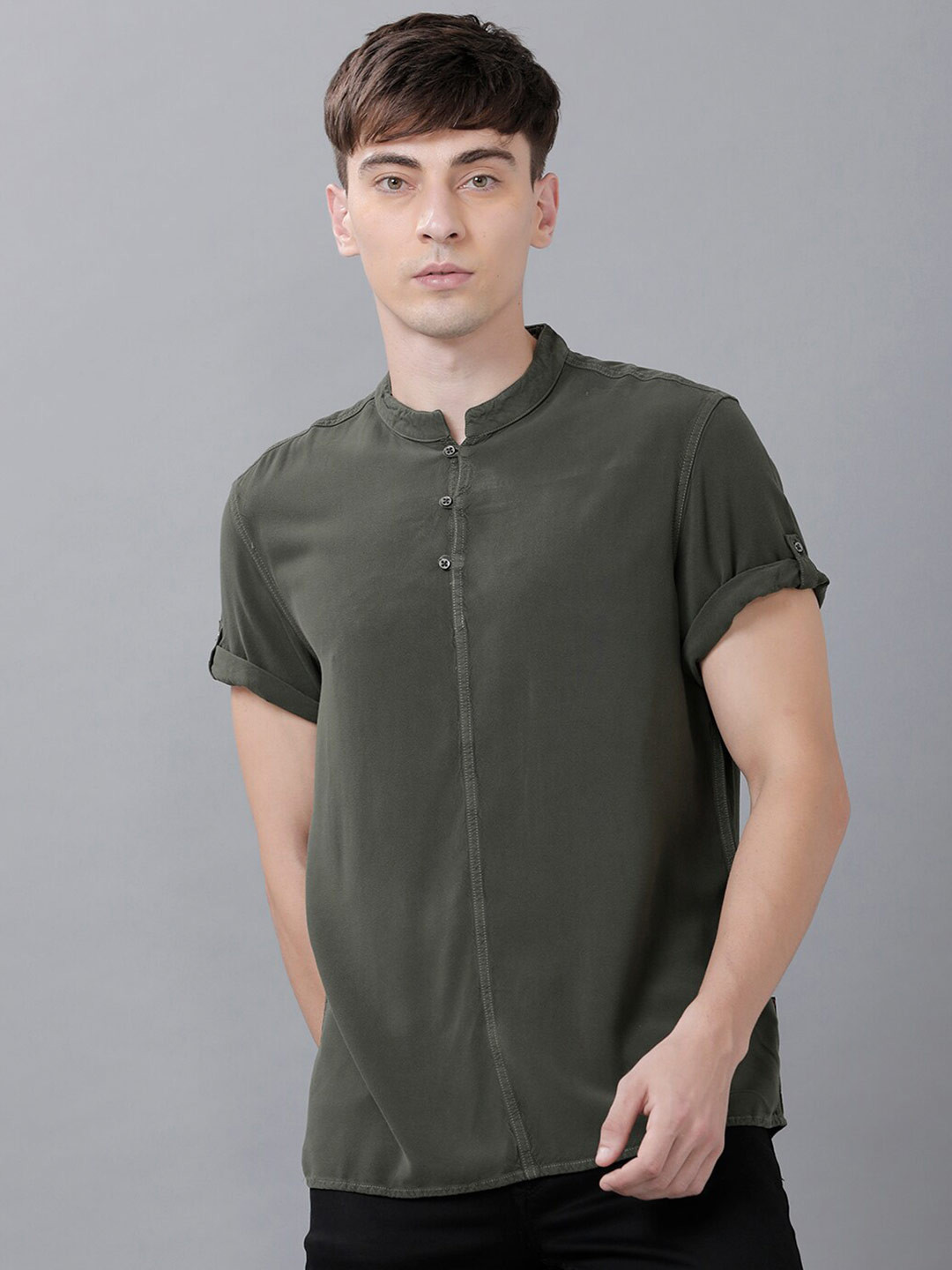 IDENTITI Men Olive Green Comfort Casual Shirt