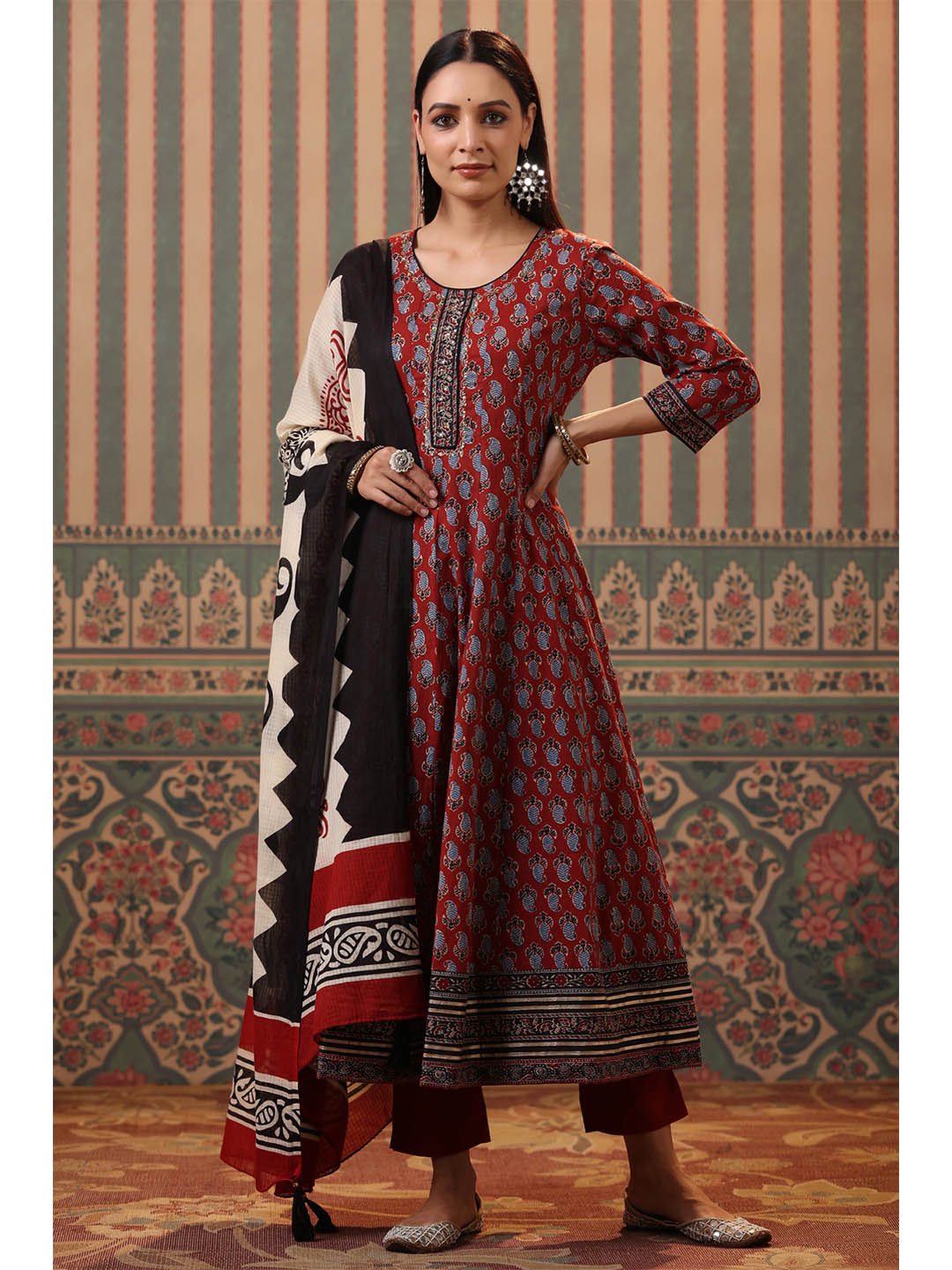Rain & Rainbow Women Maroon Ethnic Motifs Printed Aari Work Pure Cotton Kurta with Trousers & With Dupatta