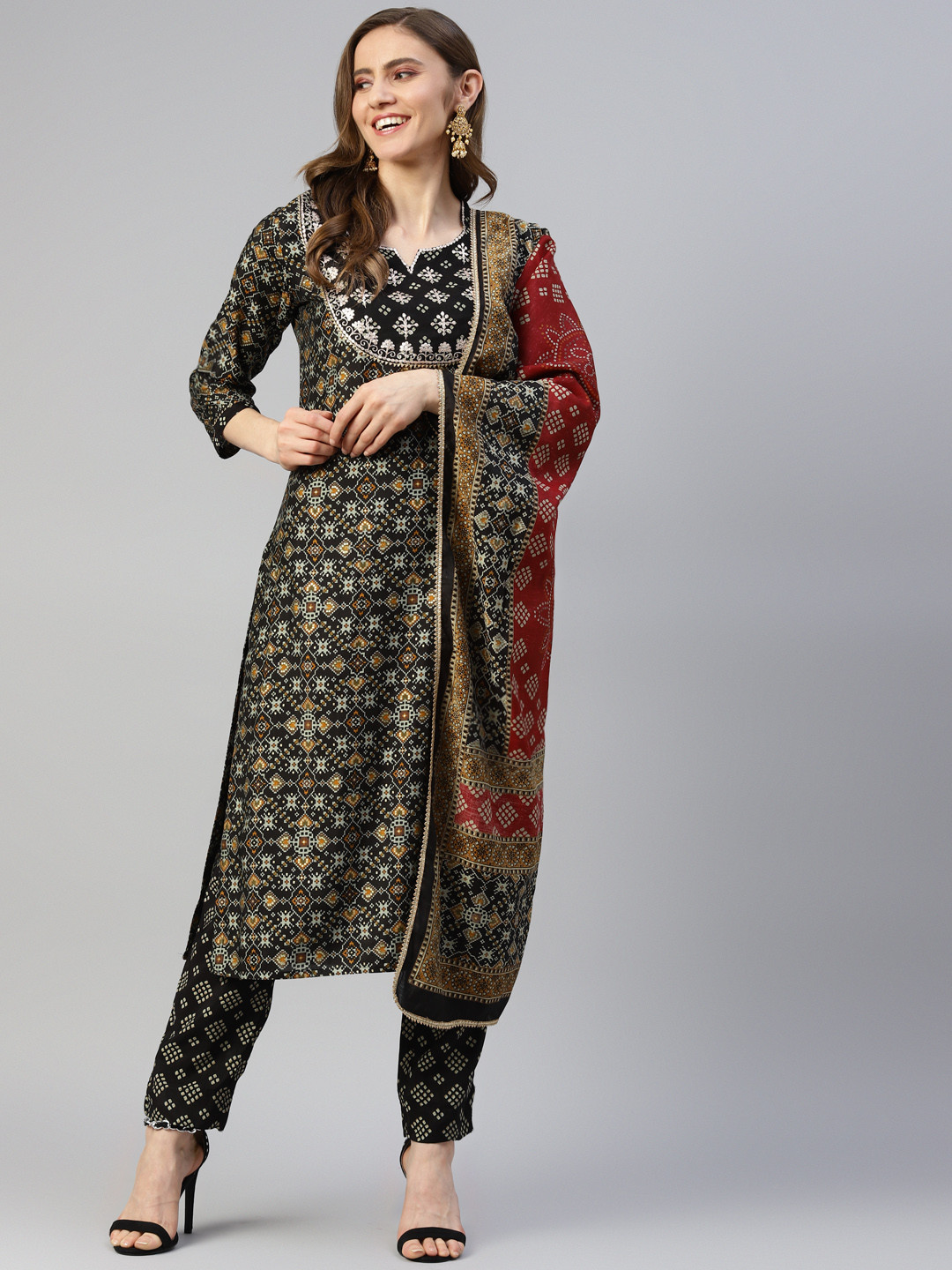 Divena Women Black Floral Print Thread Work Kurta with Trousers & Dupatta
