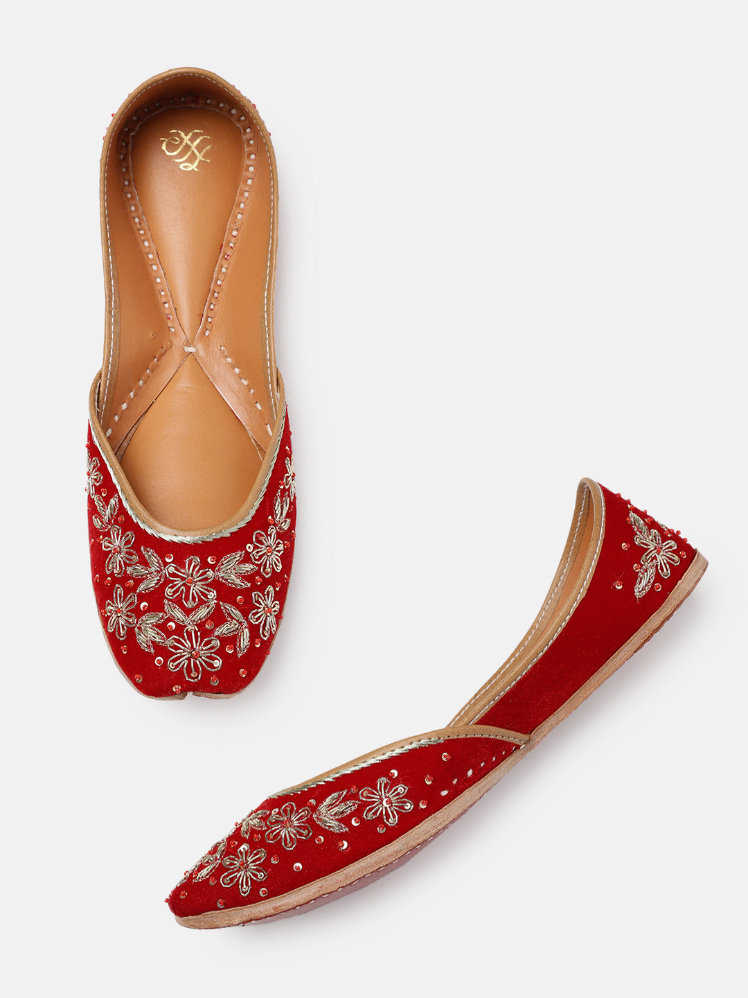 House of Pataudi Women Thread Work Embroidered & Embellished Velvet Finish Ethnic Mojaris