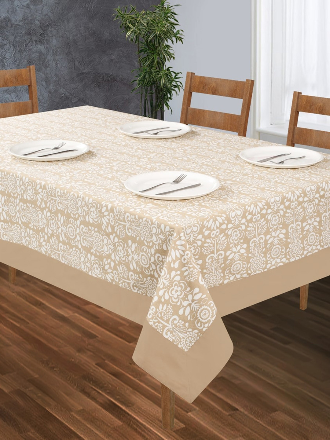 SHADES of LIFE Beige & White Printed Cotton 8-Seater Table Cover