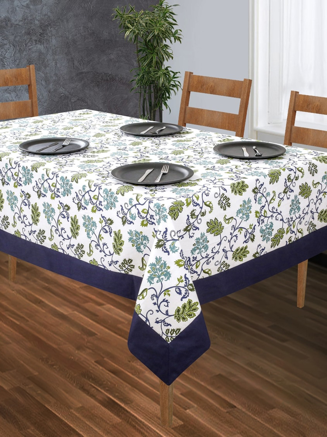 SHADES of LIFE Blue & White Printed Cotton 4-Seater Table Cover
