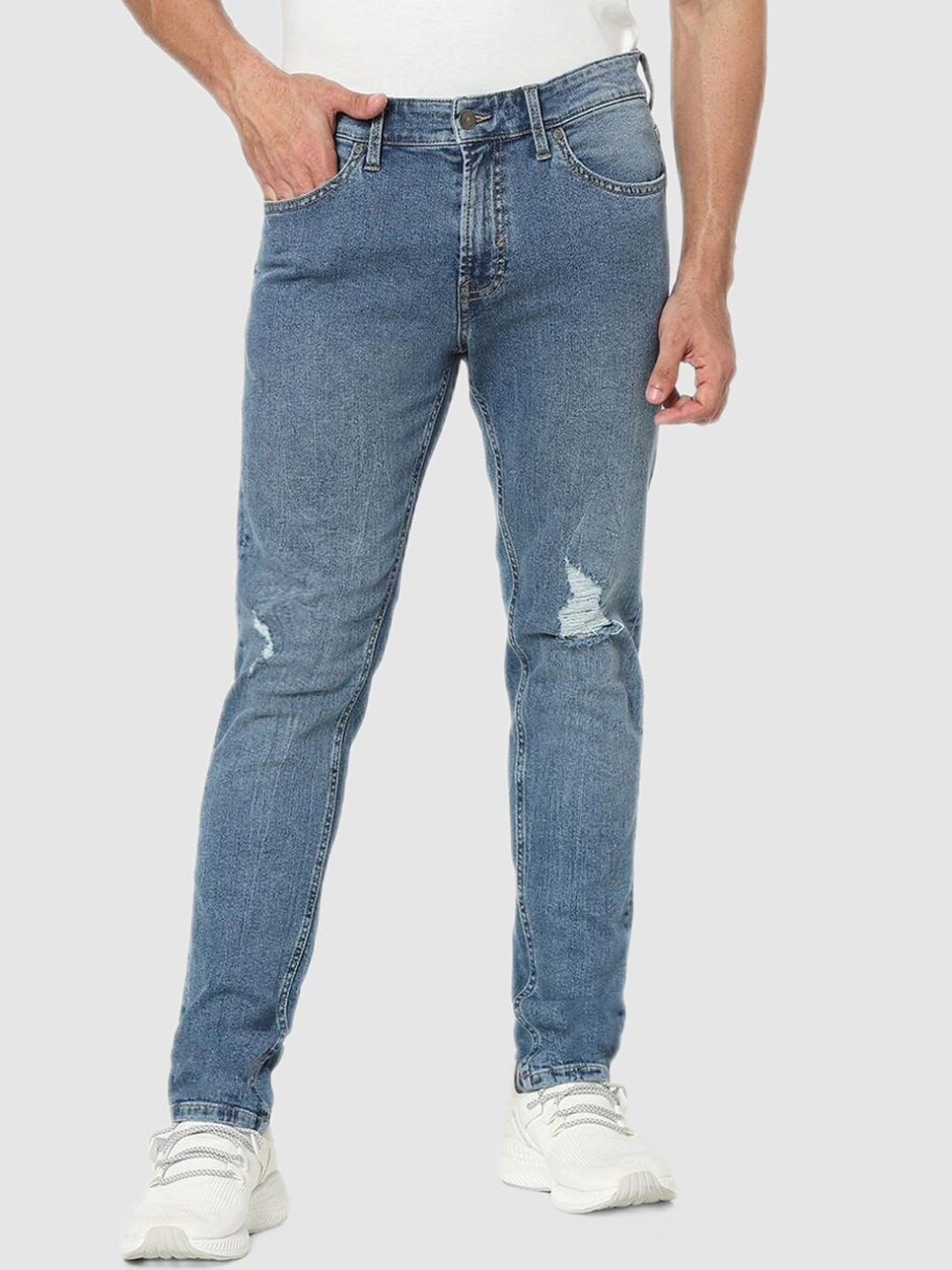 Celio Men Blue Jean Slim Fit Mildly Distressed Light Fade Stretchable Jeans