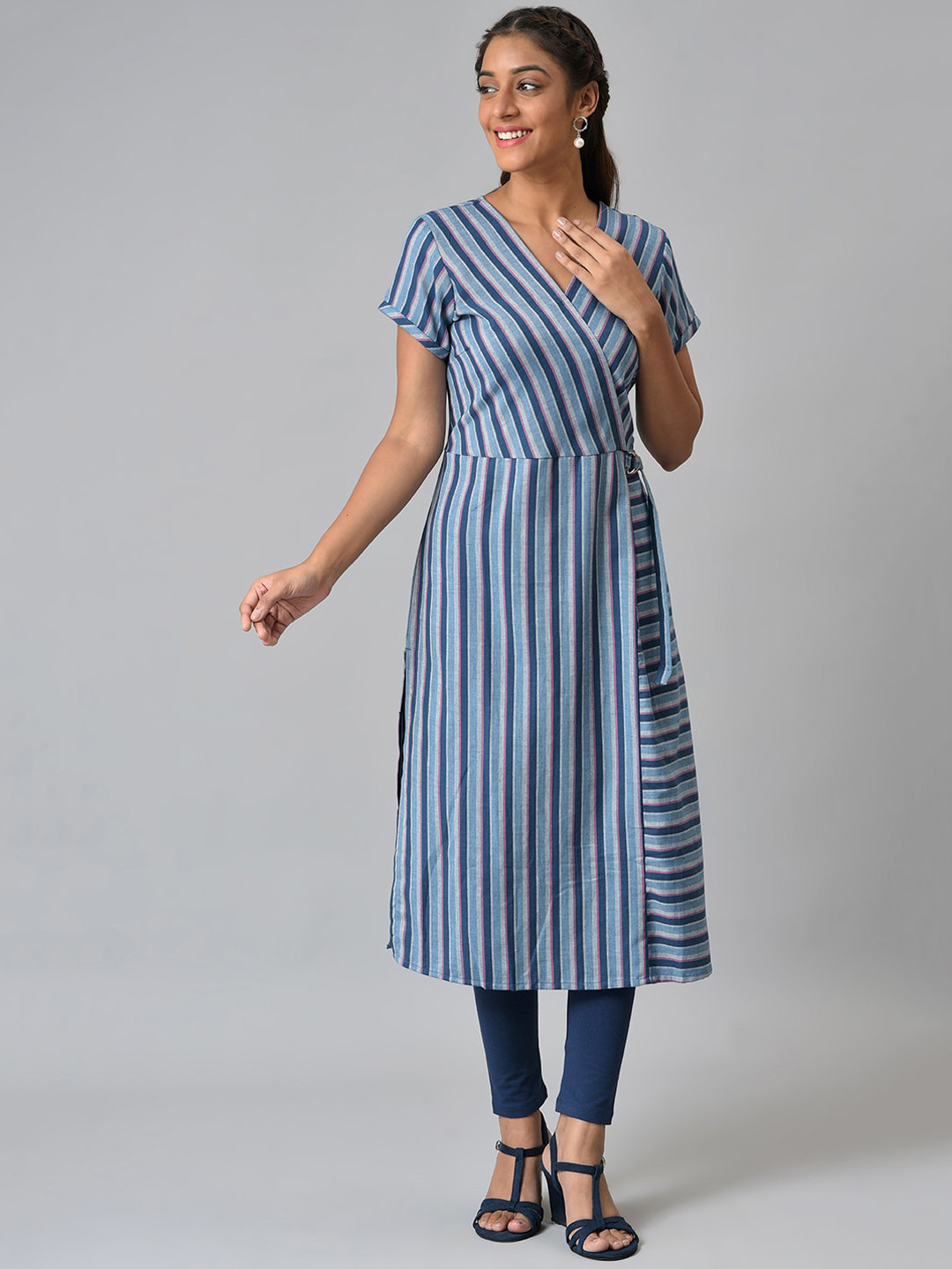 AURELIA Women Blue Striped Cotton Angrakha Kurta